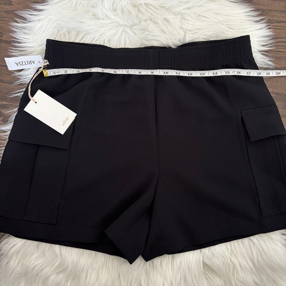 ARITZIA Wilfred Highlight Cargo Short L Large Black Shorts New NWT - Picture 10 of 13